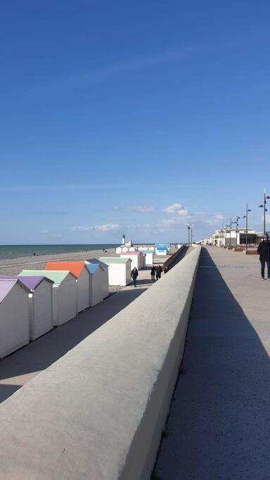 Notre Nid - Grande Terrasse Privee En Bord De Mer, Au Coeur Du Quartier Historique Du Treport ! Wifi Le Treport Ngoại thất bức ảnh